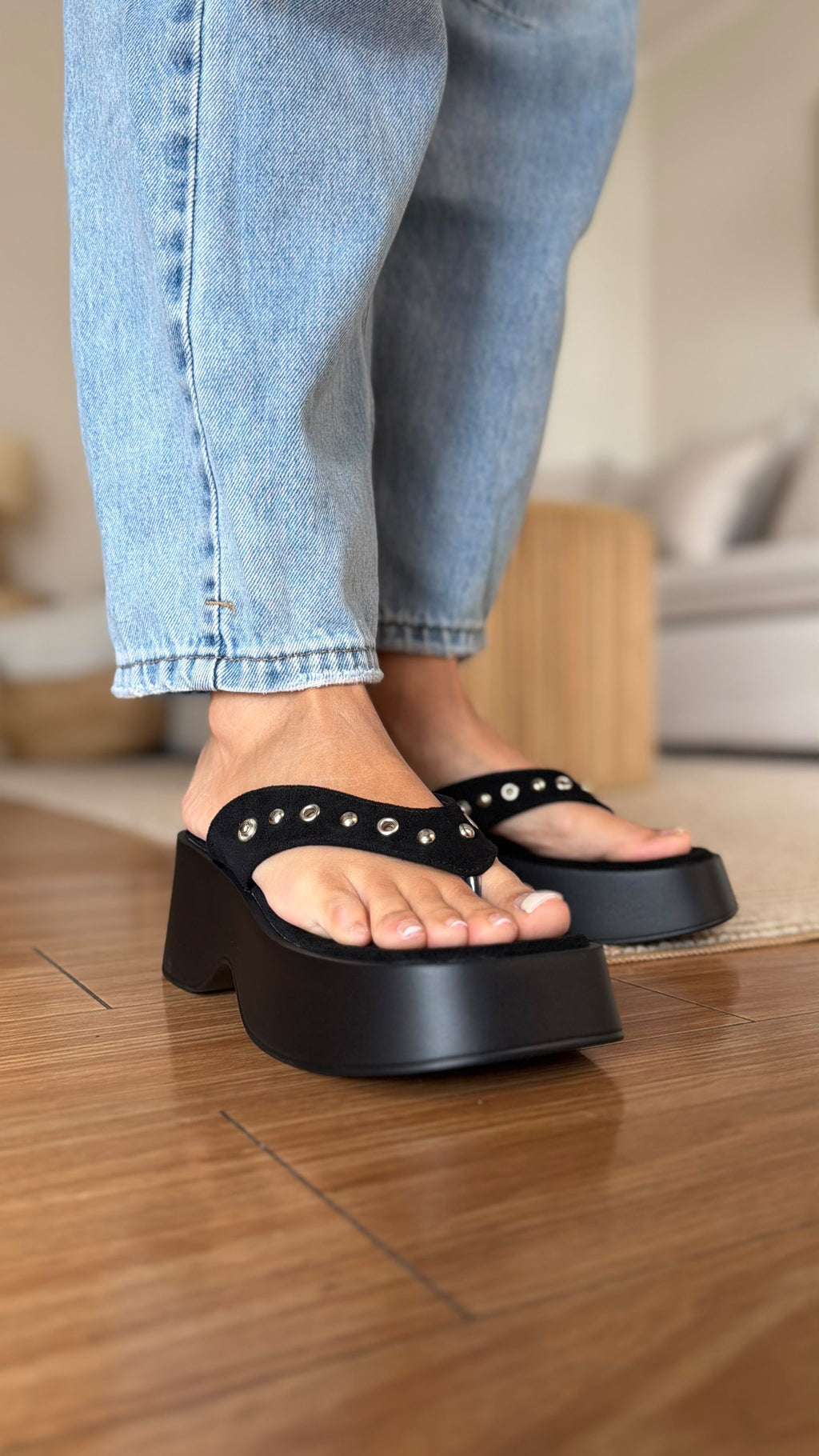 Sandalia Tachas