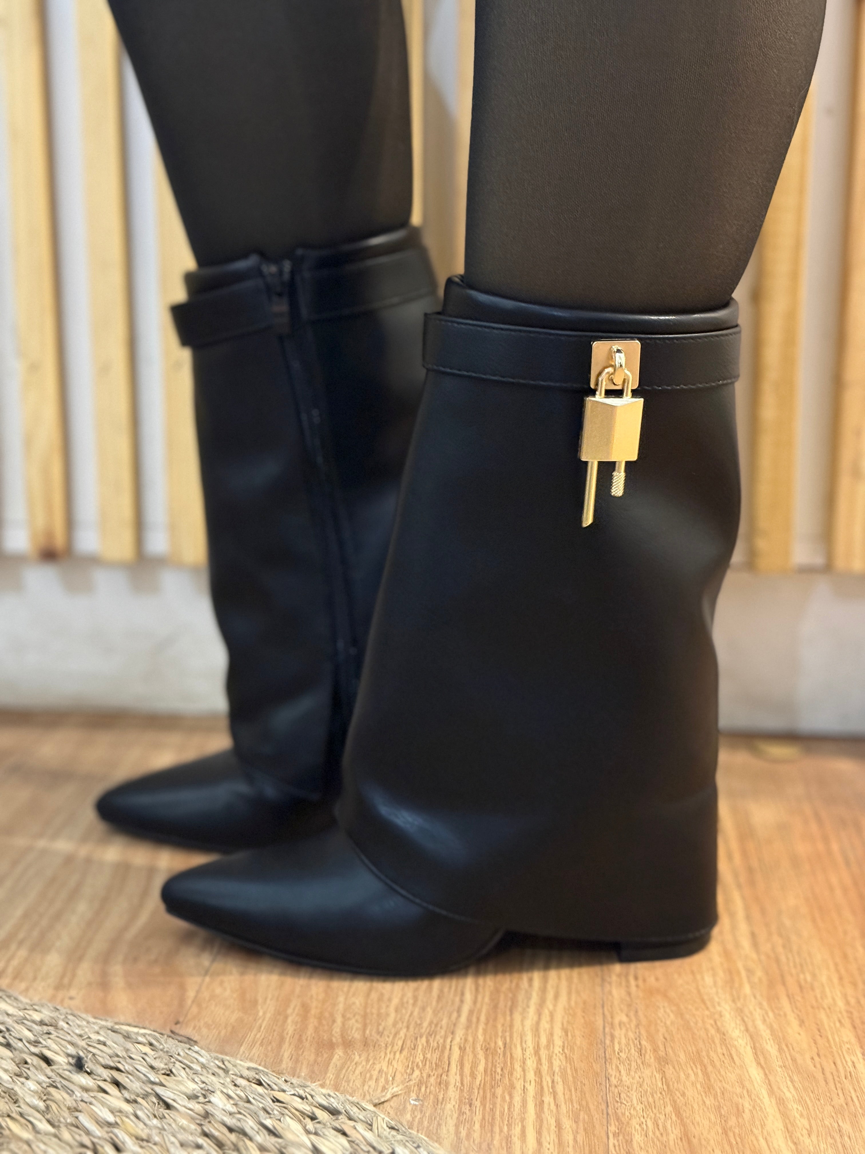 Bota Media Candado
