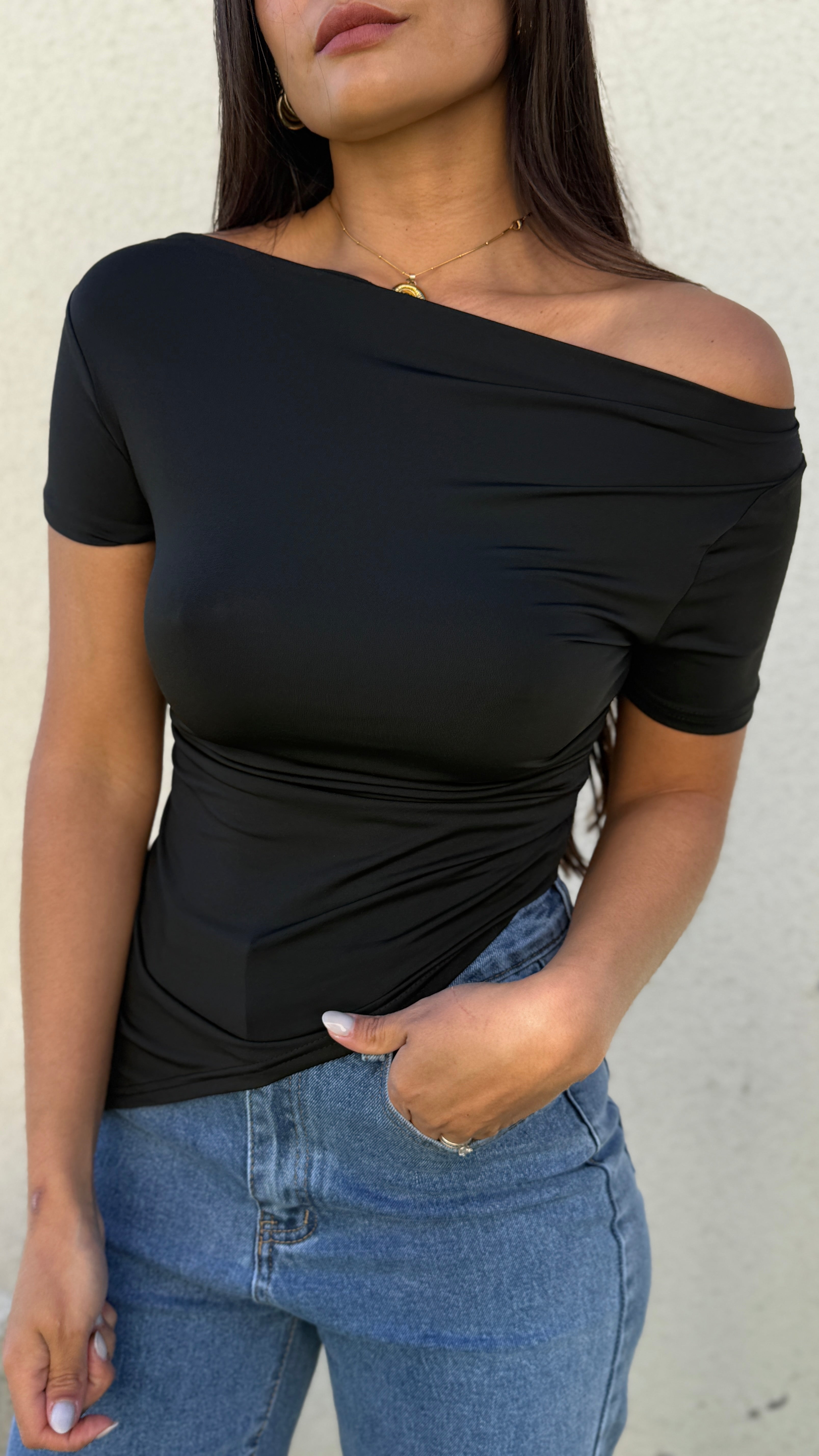 POLERA BASICA MANGAS