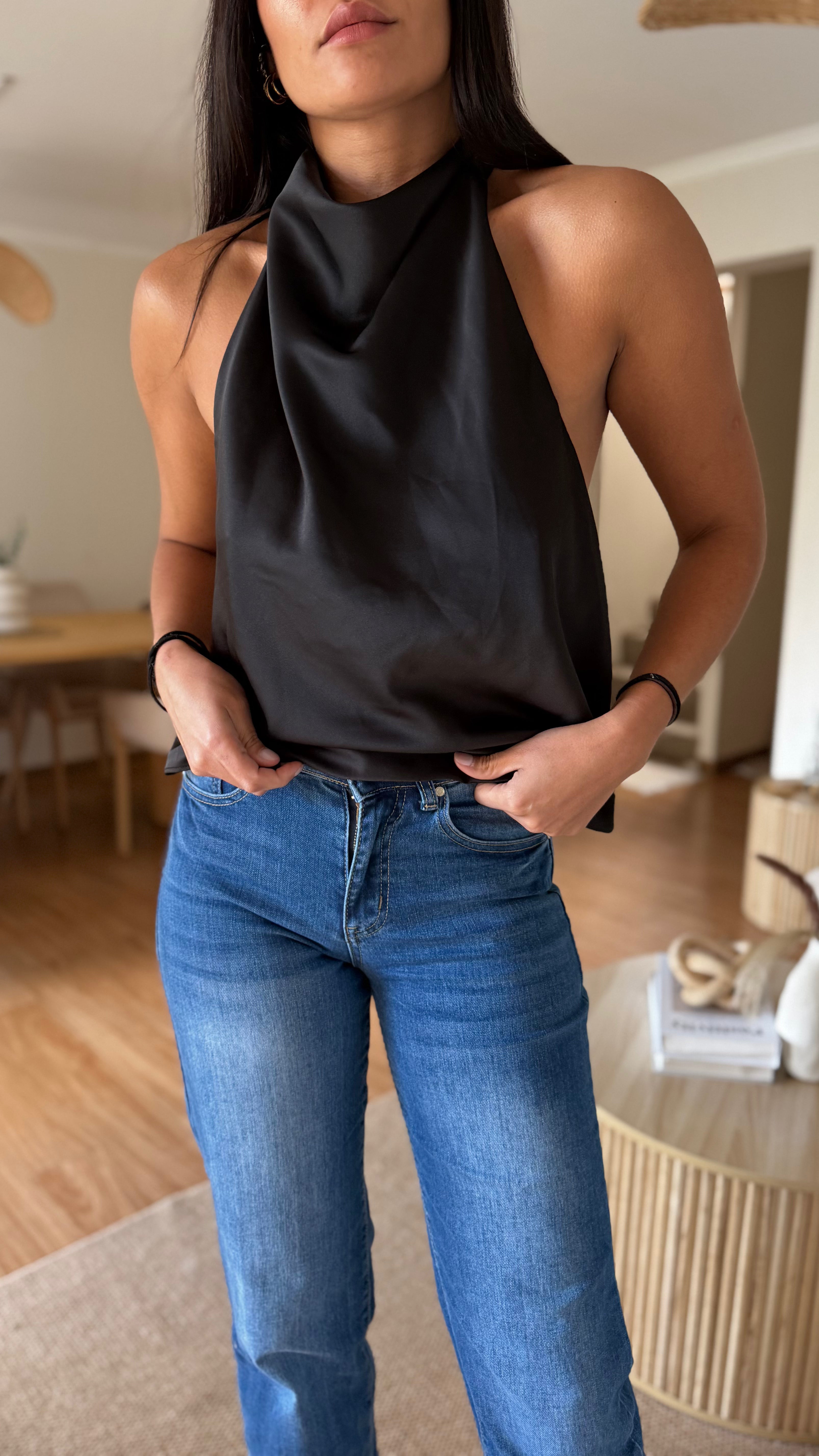 Top Satinado Halter ✨